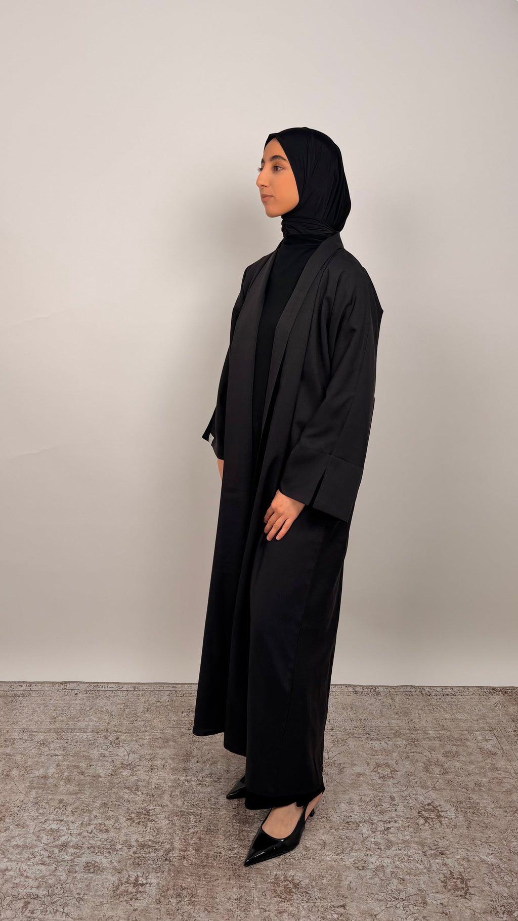 Linen Abaya Noir