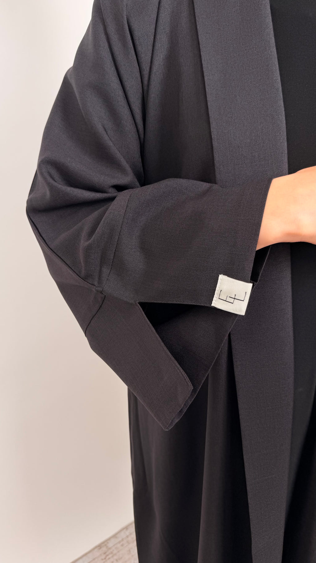 Linen Abaya Noir