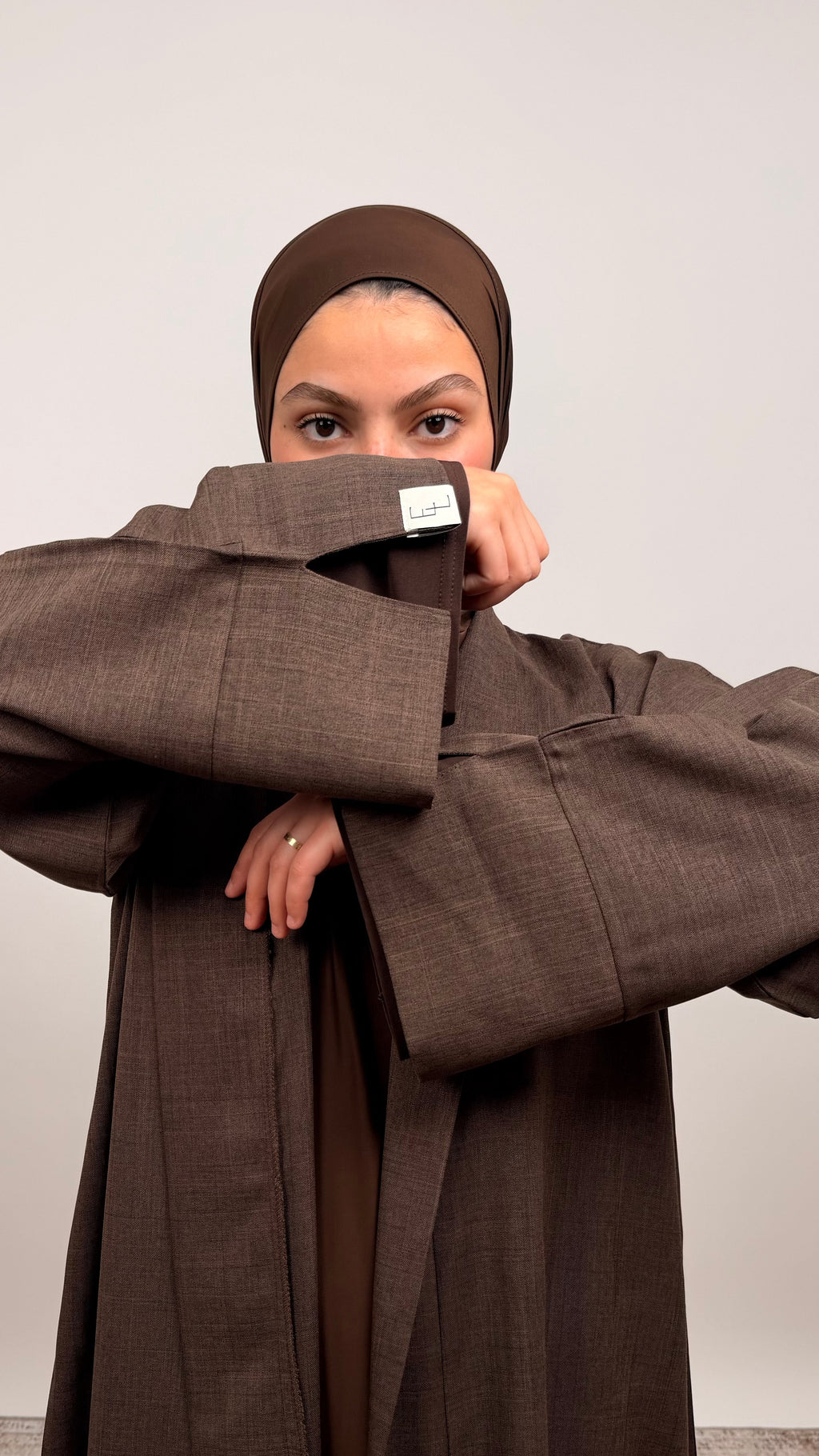 Linen Abaya Chocolat